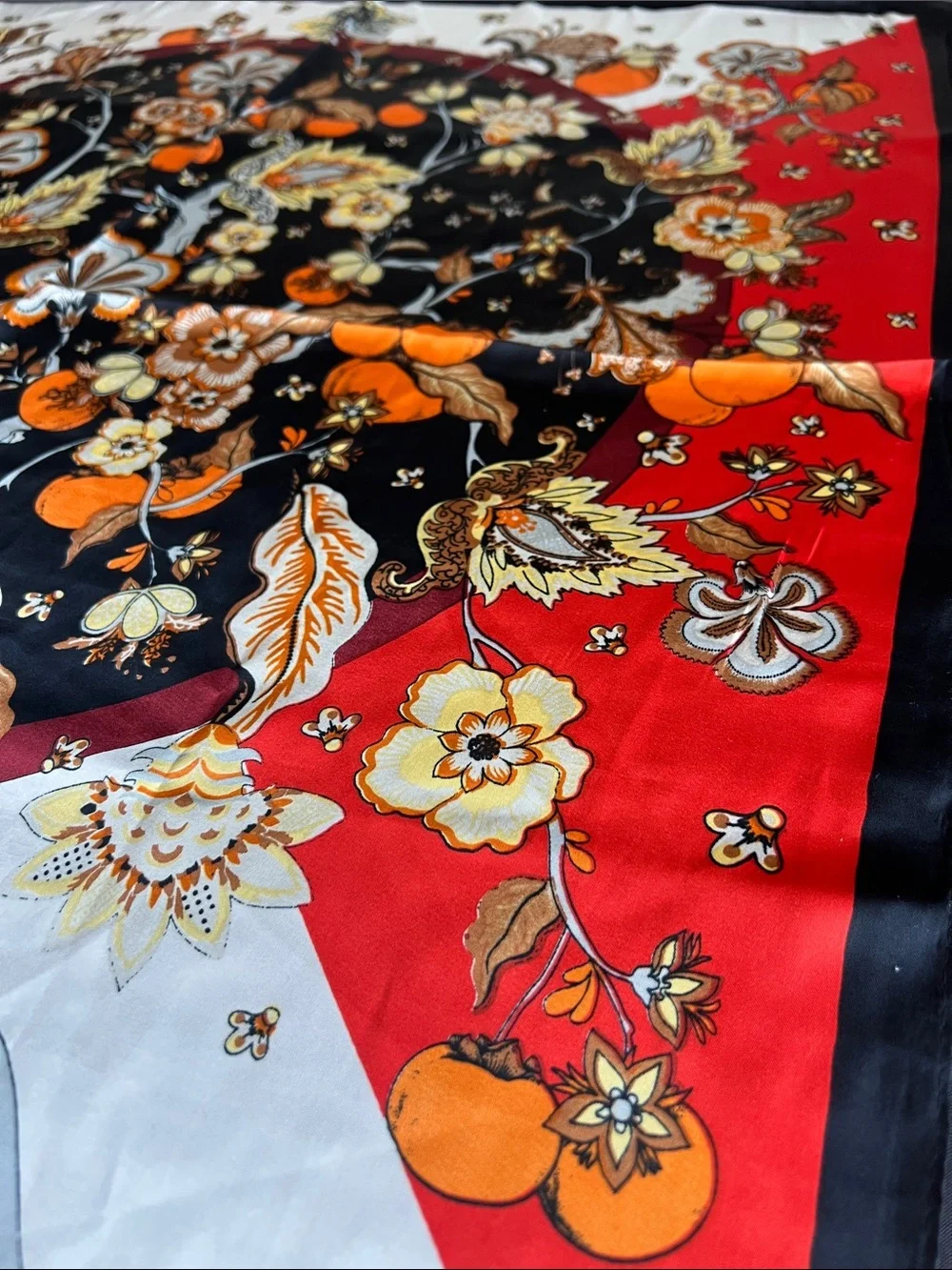 Unbranded elegant floral